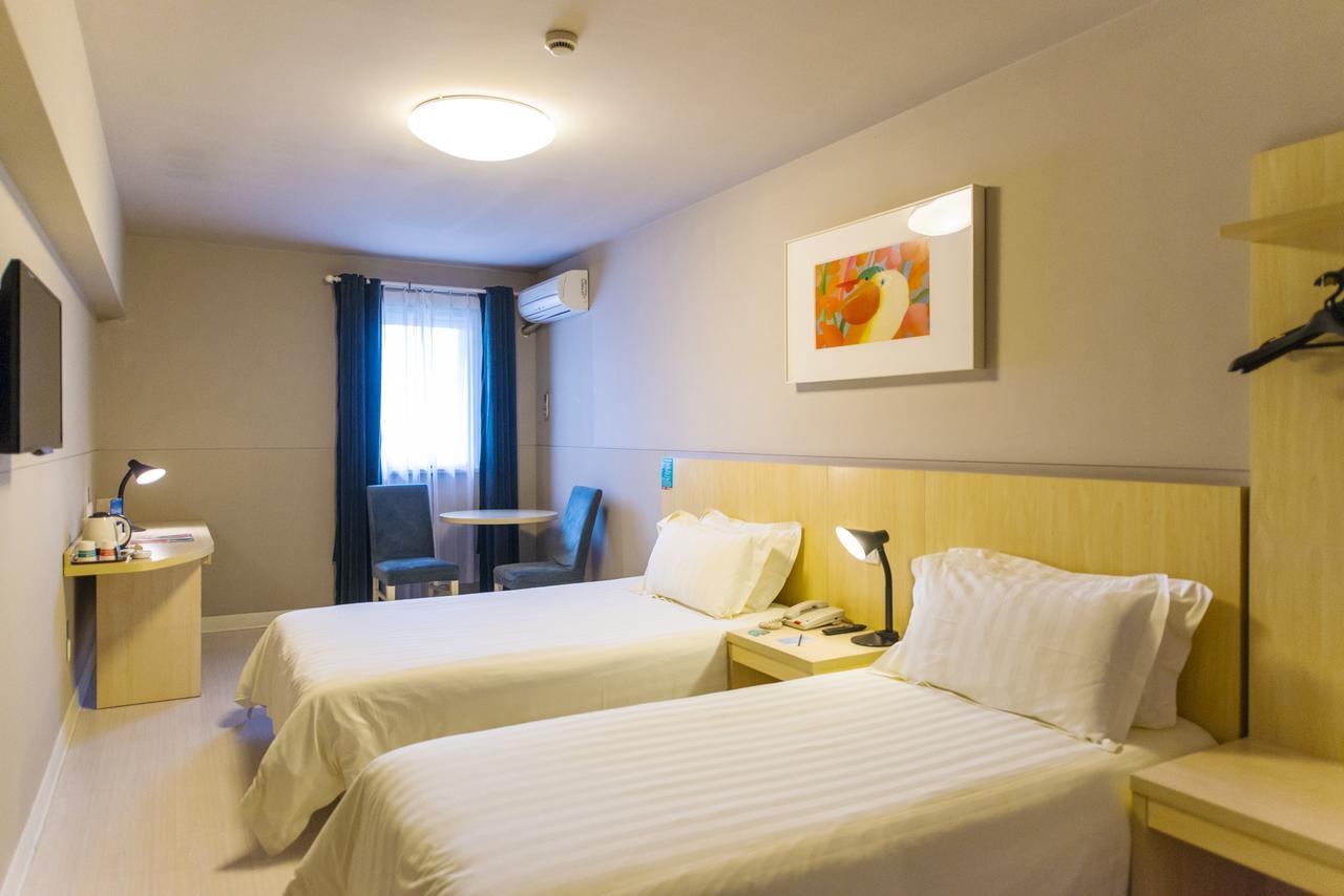 Jingjiang Inn Jurong Renmin Road Zhenjiang  Bagian luar foto