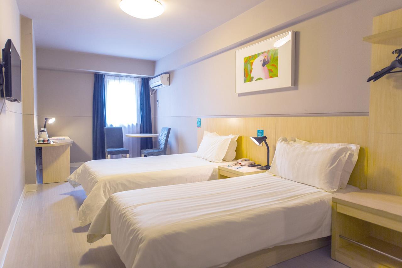 Jingjiang Inn Jurong Renmin Road Zhenjiang  Bagian luar foto