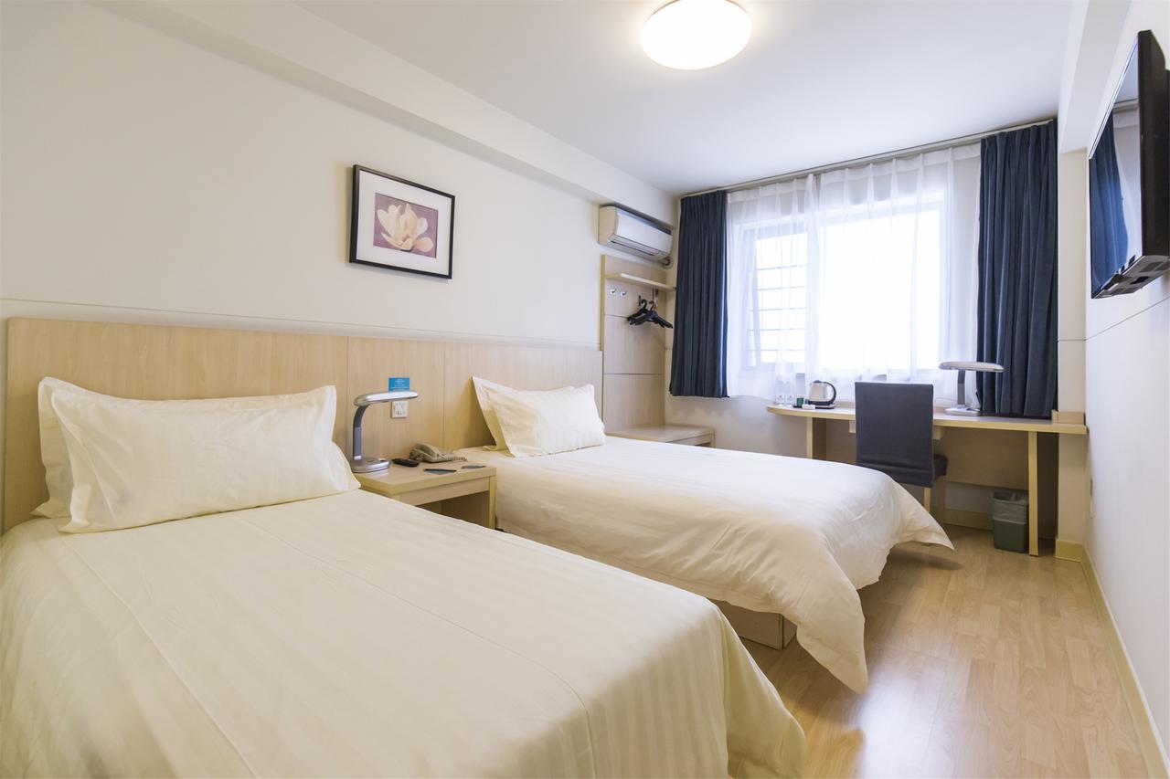 Jingjiang Inn Jurong Renmin Road Zhenjiang  Bagian luar foto